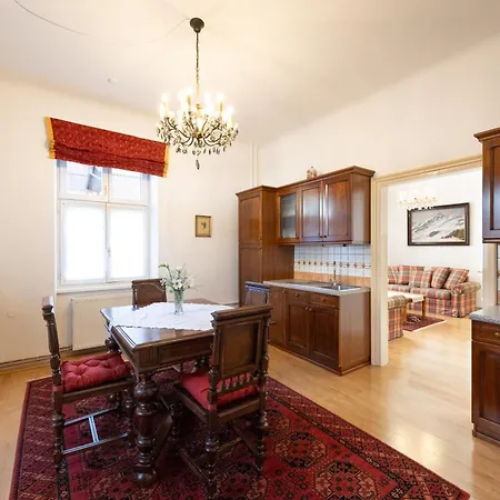 Stephanie Apartamento